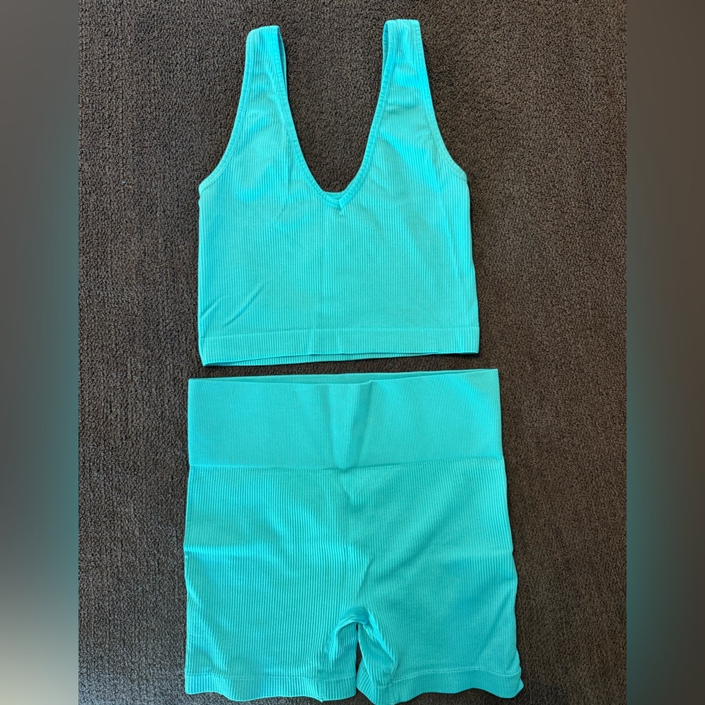 Colsie Turquoise Ribbed 2 Piece Workout